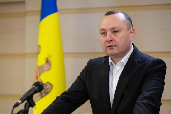 Влад Батрынча оспорил в Конституционном суде поправки к Закону о политических партиях