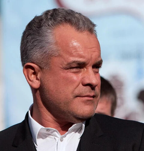 Влад Плахотнюк обвиняется по четырём уголовным делам в Молдове, Румынии и России