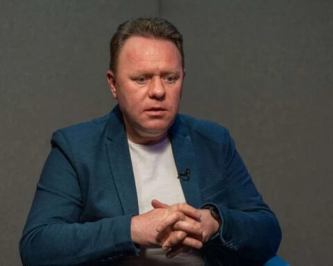 Александр Фленкя: институты власти должны ежедневно заслуживать доверие граждан