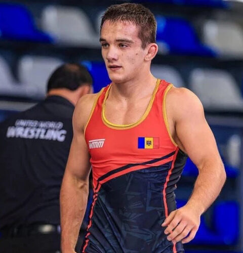 Александр Гайдарлы завоевал бронзовую медаль на чемпионате мира в Сербии среди молодёжи до 23 лет