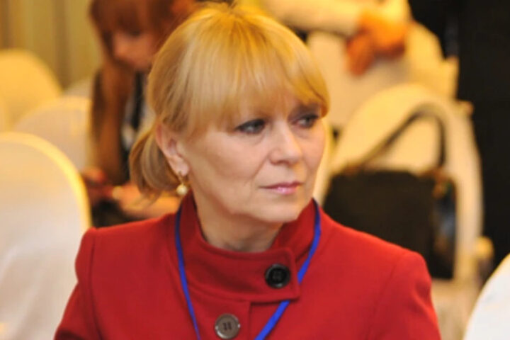 Алла Дарованная принесла извинения министру здравоохранения после скандала с дипломами