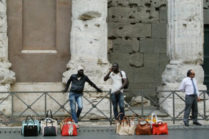 Бедность в Италии достигла максимума за десятилетие при правлении Джорджи Мелони