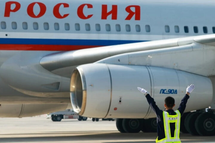 Болгария согласна на пролет самолета Путина для встречи с Трампом в Будапеште