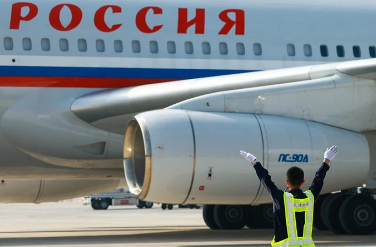 Болгария согласна на пролет самолета Путина для встречи с Трампом в Будапеште