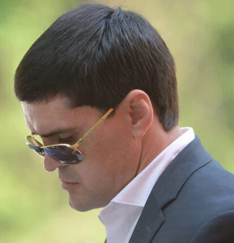 Цуцу и его адвокат не пришли на судебное заседание по делу о незаконном обогащении