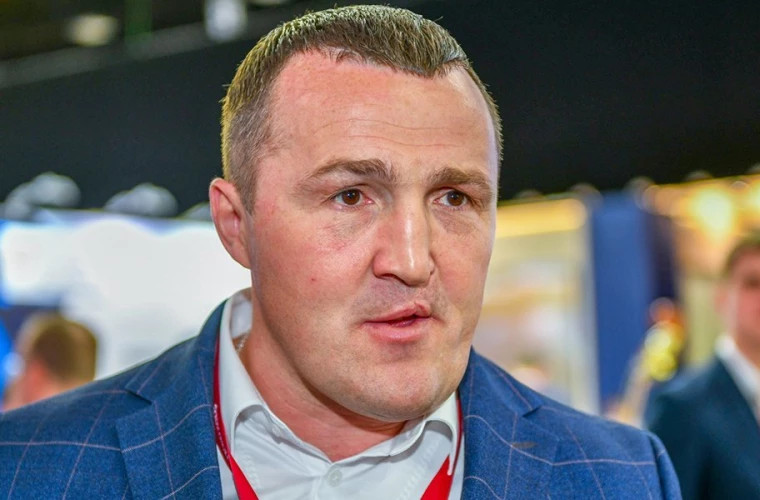 Денис Лебедев о возможной трилогии Бивол–Бетербиев: «Артура спасёт только точный удар»