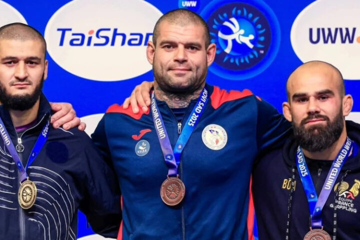 Эльдар Рафигаев завоевал бронзовую медаль на чемпионате мира по грэпплингу в Сербии