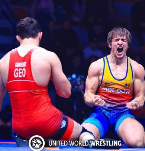 Евгений Михалчан поборется за золото чемпионата мира по борьбе в Сербии