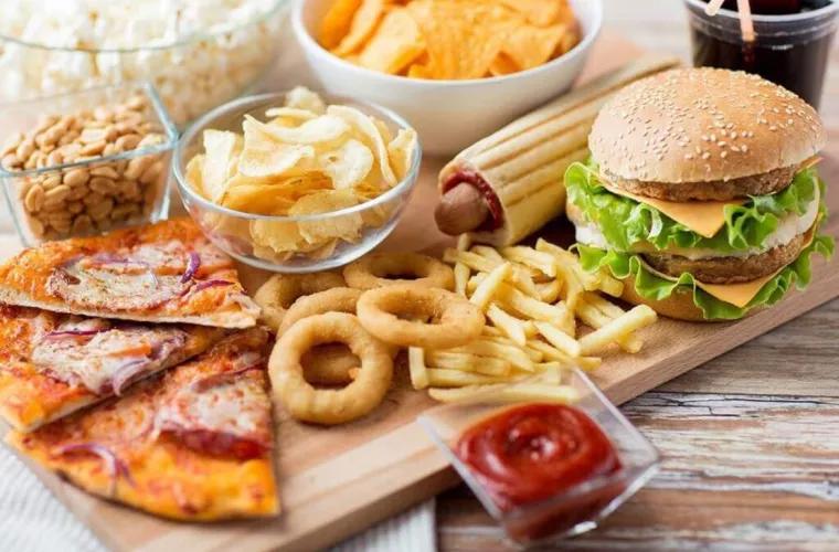 Фастфуд ухудшает функции мозга, заявляют американские исследователи