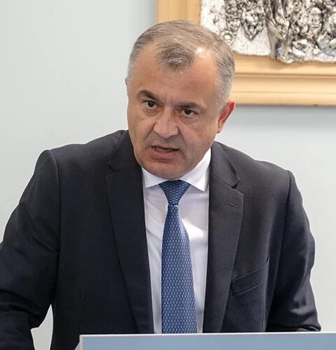 Ион Кику анонсировал декларацию о деполитизации государственных учреждений от фракции «Альтернатива»