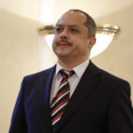 Корнелиу Попович критикует программу правительства Мунтяну: обещания без глубокого анализа проблем образования