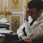 Макрон впервые выбыл из топ-50 самых популярных политиков Франции