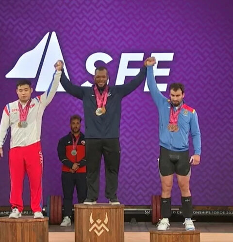Марин Робу завоевал три бронзовые медали на чемпионате мира по тяжелой атлетике в Норвегии