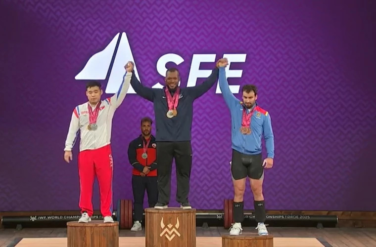 Марин Робу завоевал три бронзовые медали на чемпионате мира по тяжелой атлетике в Норвегии