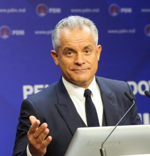 Минфин требует от Плахотнюка возмещения более 731 миллиона леев по делу о «хищении миллиарда»