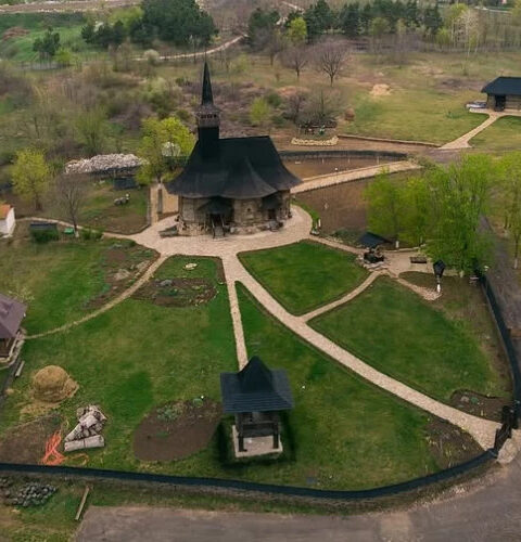 Министерство культуры разъясняет процедуру установки, перемещения и сноса памятников в общественных местах