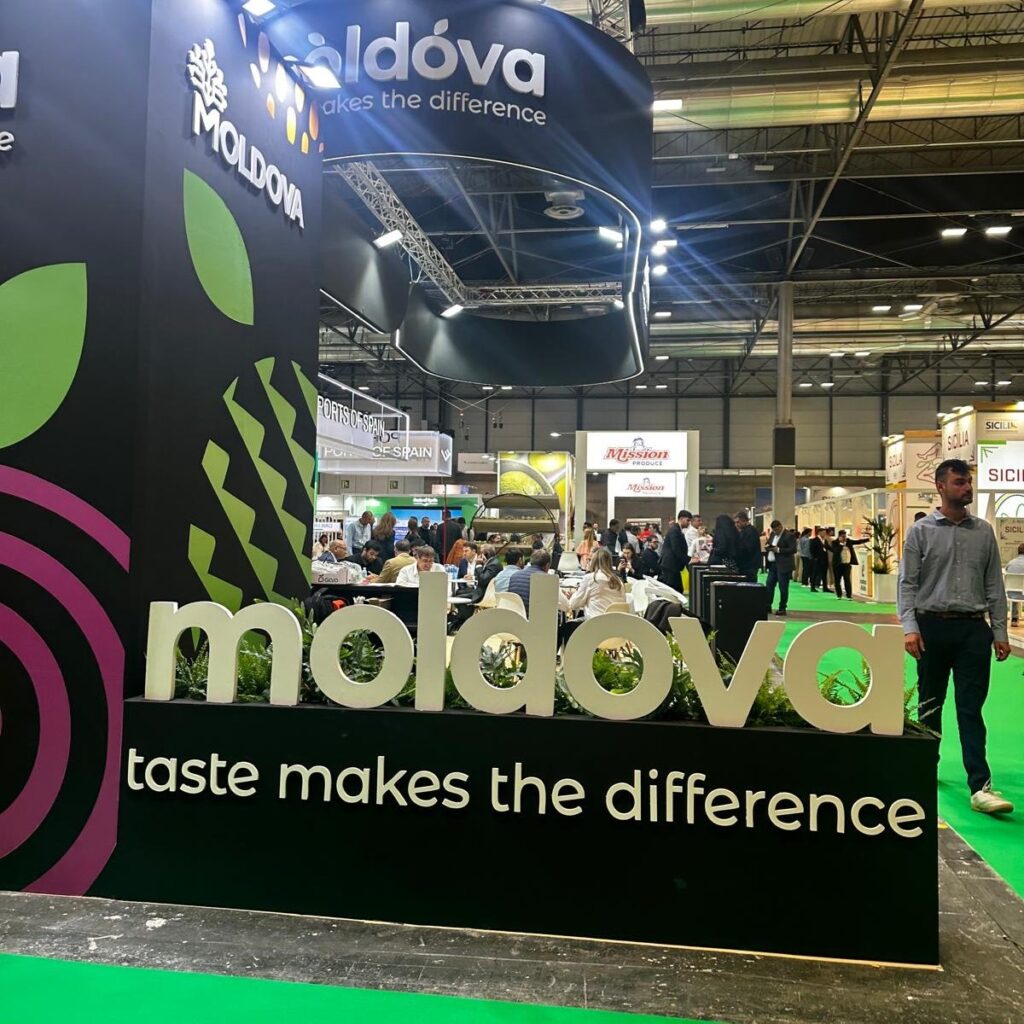 Молдавские фрукты укрепляют позиции на международном рынке на выставке Fruit Attraction 2025 в Мадриде