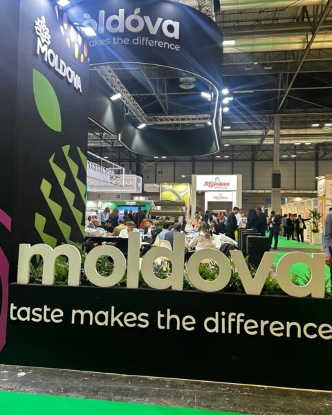 Молдавские фрукты укрепляют позиции на международном рынке на выставке Fruit Attraction 2025 в Мадриде
