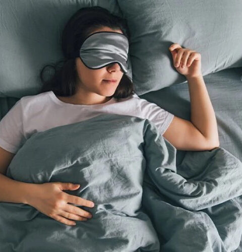 Нехватка витамина D может способствовать развитию бессонницы