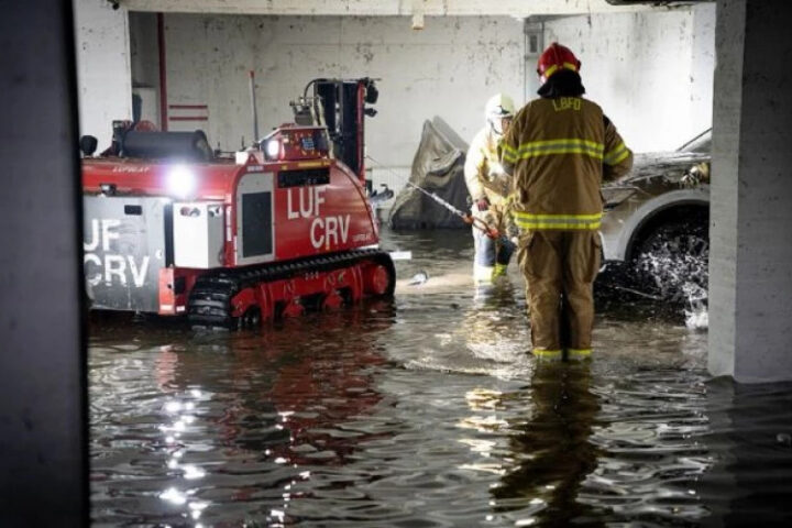 Одесса всё ещё без электричества после наводнения, повреждено почти 800 домов