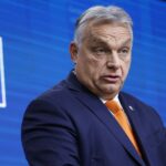 Орбан вновь обвинил партию «Тиса» в связях с Брюсселем и Киевом