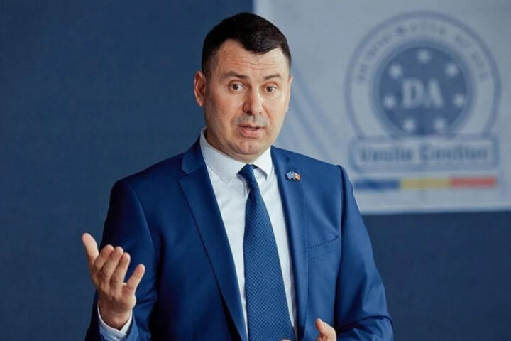 Партия «Демократия дома» осудила действия президента Молдовы как нарушение Конституции