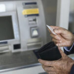 Пенсионер из Италии столкнулся с блокировкой счёта из-за ошибки властей