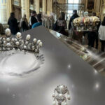 Подозреваемые в ограблении Лувра частично признали свою вину, драгоценности не найдены