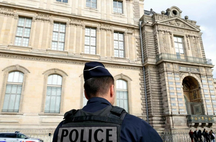 Подробности ограбления в Лувре: свидетель охраны рассказала о нападении и его последствиях