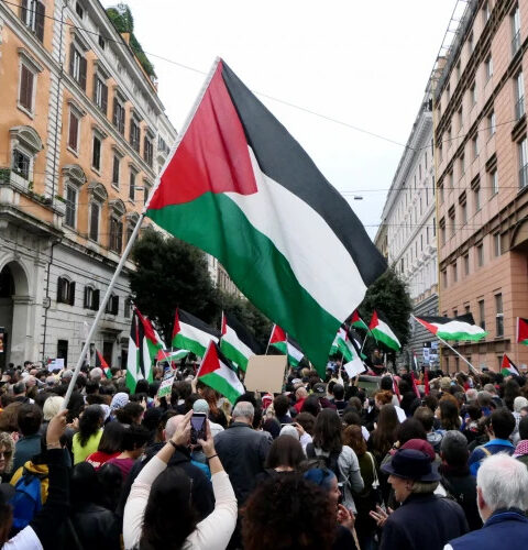 Посольство Молдовы в Италии предупреждает о митингах в Риме и мерах безопасности