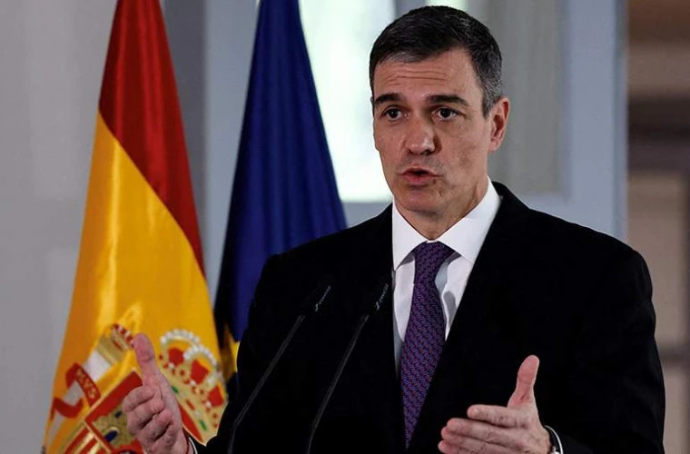 Премьер Испании теряет парламентское большинство из-за разрыва с каталонской партией Junts