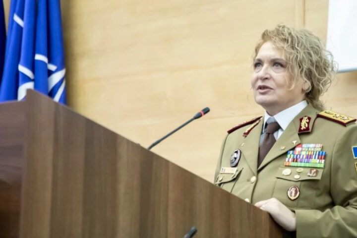 Президент Румынии уволил главу Центральной военной больницы на фоне коррупционного скандала