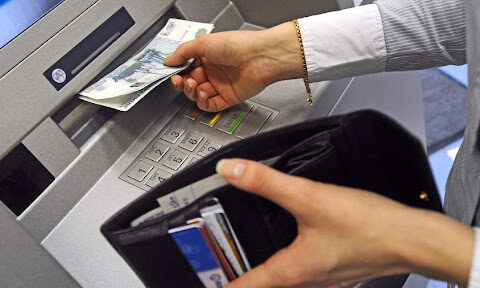 Росстат сообщил о росте задолженности по зарплате в России