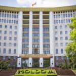 Сайт парламента Молдовы недоступен перед голосованием по кабмину Мунтяну