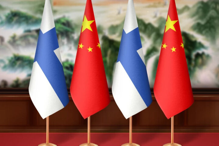 Си Цзиньпин и Александер Стубб поздравили друг друга с 75-летием дипломатических отношений между КНР и Финляндией