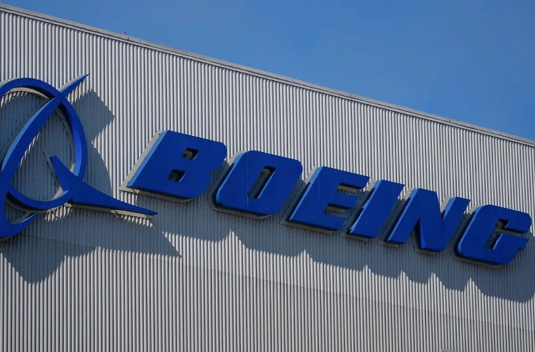 Сотрудники заводов Boeing продолжают забастовку после отклонения предложения компании