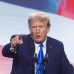Трамп: Ирану стоит продолжить диалог с США для достижения мирного решения