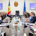 Уходящий премьер Речан: реформа юстиции в Молдове должна быть более решительной