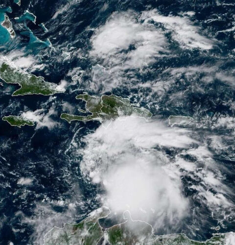 Ураган "Мелисса" движется к Ямайке и Кубе, ожидаются катастрофические осадки и оползни