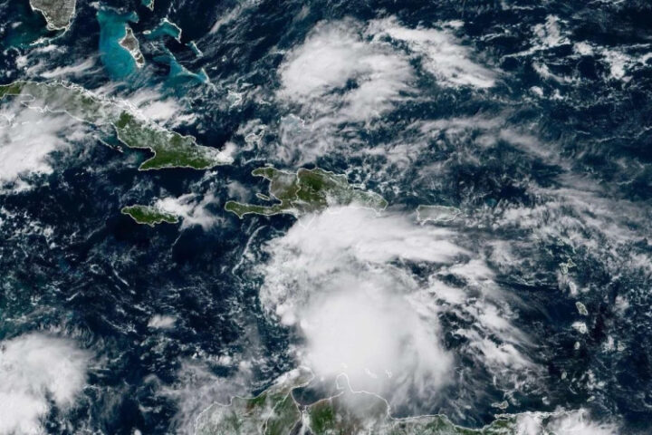 Ураган "Мелисса" движется к Ямайке и Кубе, ожидаются катастрофические осадки и оползни