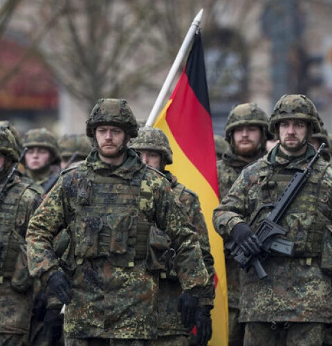 В Германии обсуждают введение обязательной военной службы под давлением НАТО