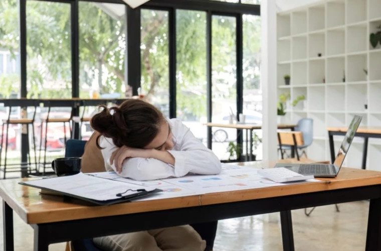 В Индонезии губернатор Западной Явы публикует имена ленивых чиновников в соцсетях