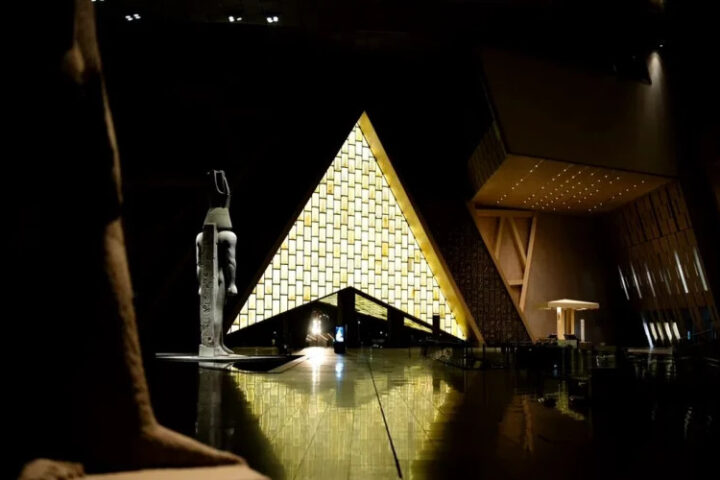 В Каире открывается Большой Египетский музей у подножия пирамид Гизы