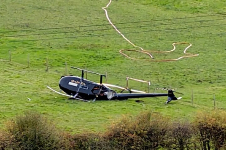 В результате крушения вертолёта в Великобритании погиб один человек, трое пострадали