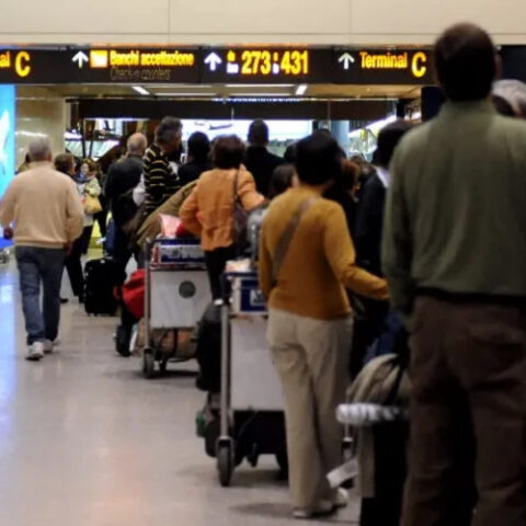 В среду, 29 октября, в аэропортах Италии пройдет забастовка против государственного бюджета