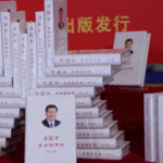 Во Франкфурте-на-Майне представили пятый том сборника "Си Цзиньпин о государственном управлении" на английском языке