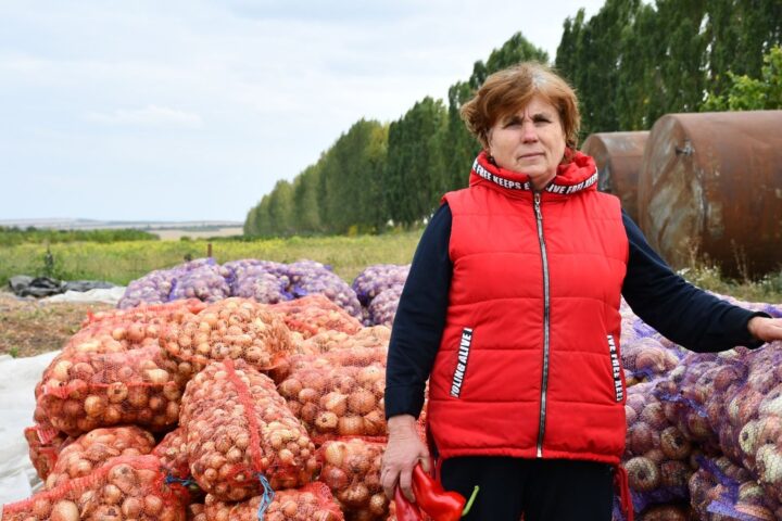 Женщины Молдовы увеличивают своё участие в сельском хозяйстве и развитии сообществ