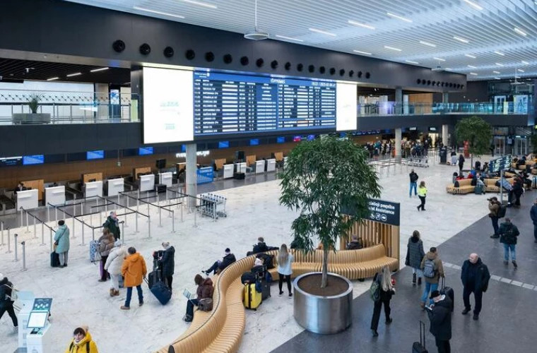 Аэропорт Вильнюса не работал всю ночь из-за метеошаров в воздушном пространстве