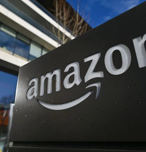 Amazon увольняет сотни инженеров в условиях сокращений в технологическом секторе