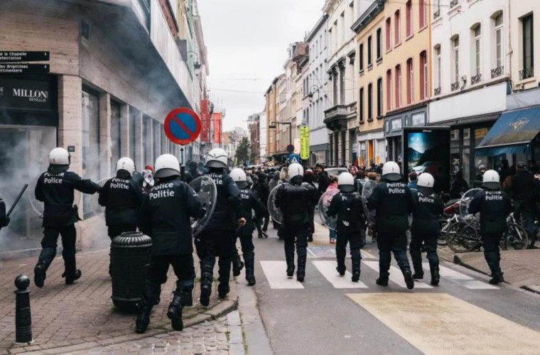 Бельгия готовится к трёхдневной забастовке против реформ правительства де Вевера